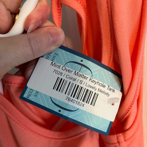 Lovely Melody Keyhole Tank - Picture 4 of 5